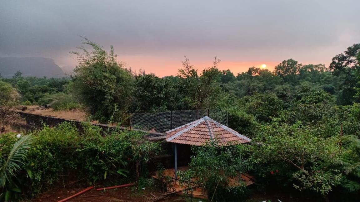 Nature Villa, Dukes Den Khandala Exterior foto